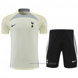 Chandal del Tottenham Hotspur Manga Corta 22/23 Beige - Pantalon Corto