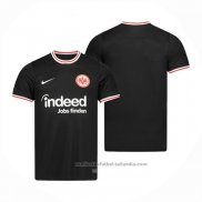 Camiseta Eintracht Frankfurt 2ª 23/24