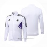 Chaqueta del Real Madrid 22/23 Blanco y Purpura