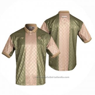 Camiseta Pre Partido del Real Betis 25/26 Oro