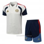 Conjunto Polo del Bayern Munich 26/27 Crema