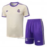 Chandal del Real Madrid Manga Corta 25/26 Amarillo - Pantalon Corto