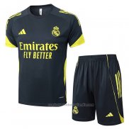 Chandal del Real Madrid Manga Corta 25/26 Negro Amarillo - Pantalon Corto